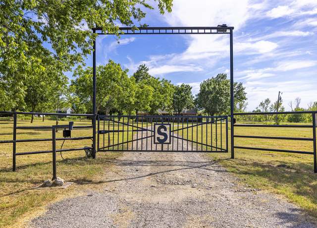 Property at 8214 S Fm 548, Royse City, TX 75189, 3 beds, 2 baths