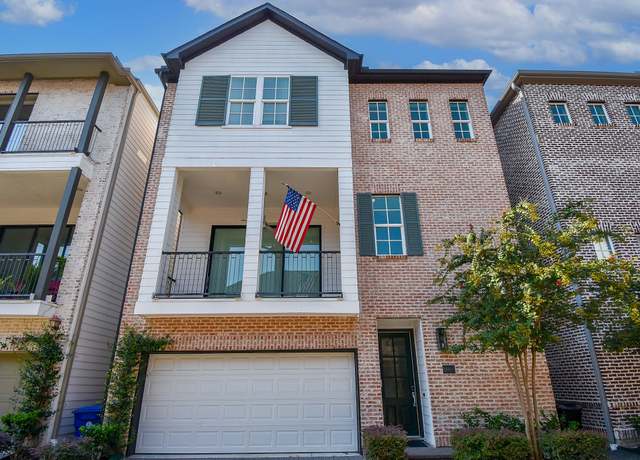 Property at 10915 Grove Tree Ln, Houston, TX 77043, 3 beds, 3.5 baths