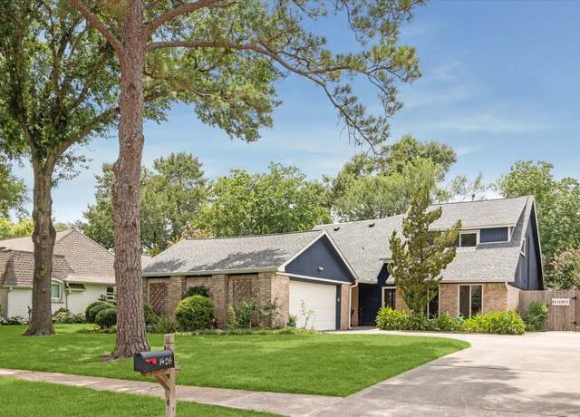 Property at 1426 Heathwood Dr, Houston, TX 77077, 3 beds, 2.5 baths