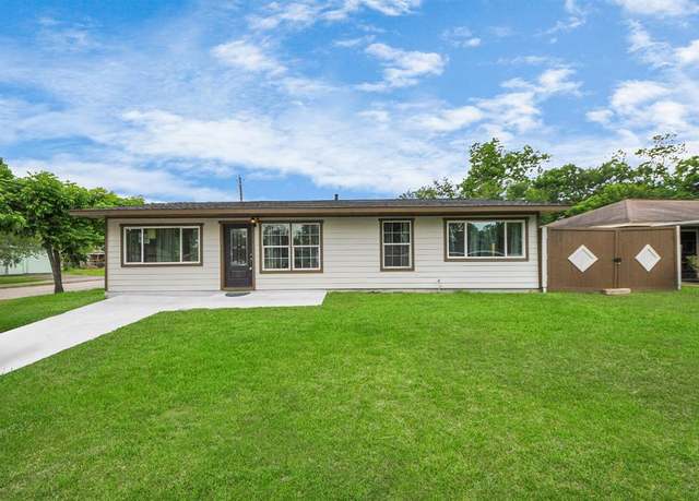 Property at 5903 Belneath St, Houston, TX 77033, 8 beds, 1 bath