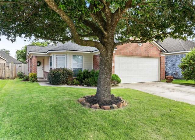 Property at 2306 Urban Forest Ct, Spring, TX 77386, 3 beds, 2 baths