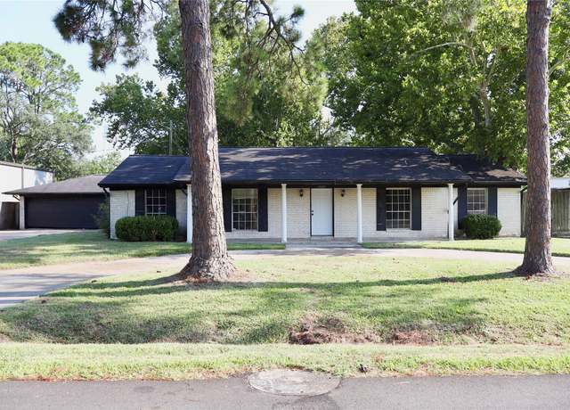 Property at 12157 12th Sreet, Santa Fe, TX 77510, 4 beds, 2.5 baths