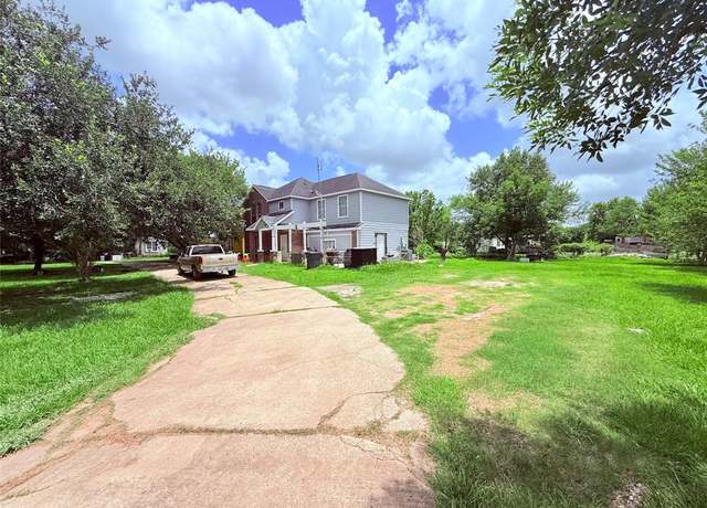 Property at 20315 County Road 48, Rosharon, TX 77583, 5 beds, 3.5 baths