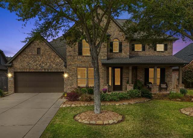 Property at 4518 Balearic Island Ct, League City, TX 77573, 4 beds, 3.5 baths