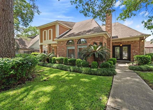 Property at 8310 Mentmore Dr, Spring, TX 77379, 4 beds, 2.5 baths