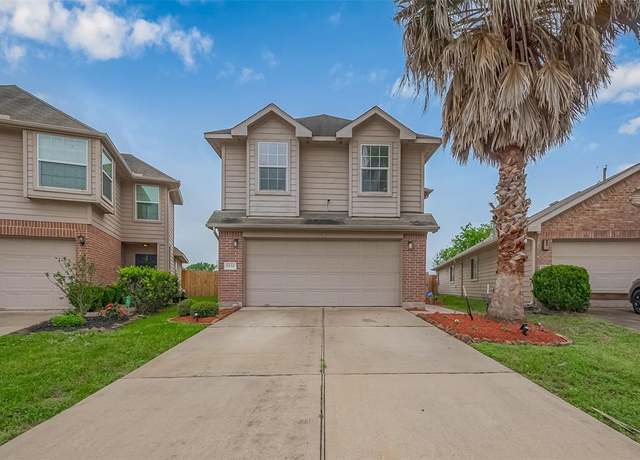 Property at 9330 Valley Tree Ln, Houston, TX 77089, 3 beds, 2.5 baths