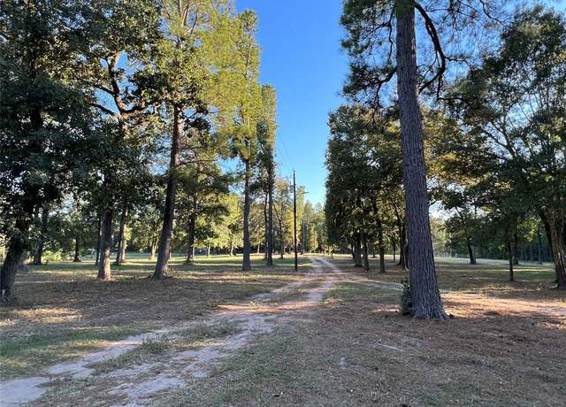 Property at 31322 Strathmore Rd, Waller, TX 77484