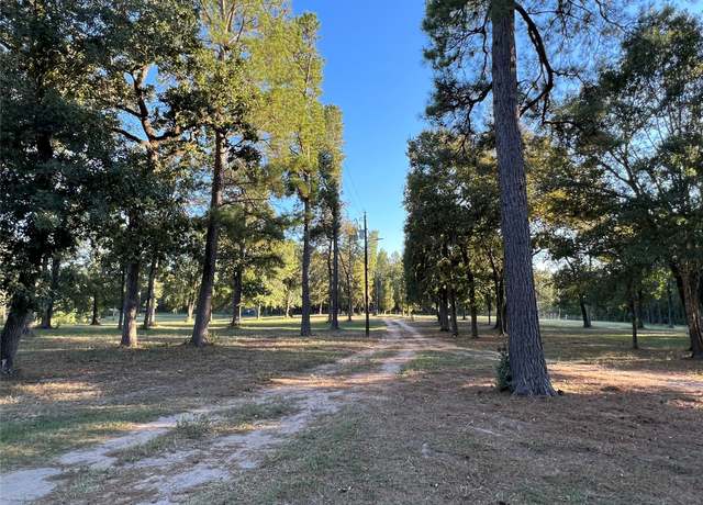 Property at 31322 Strathmore Rd, Waller, TX 77484