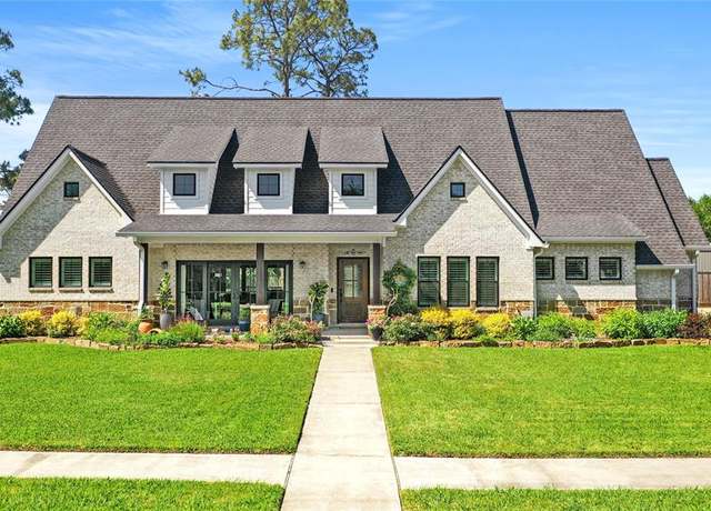 Property at 1 Harvest Gln, Angleton, TX 77515, 4 beds, 3.5 baths