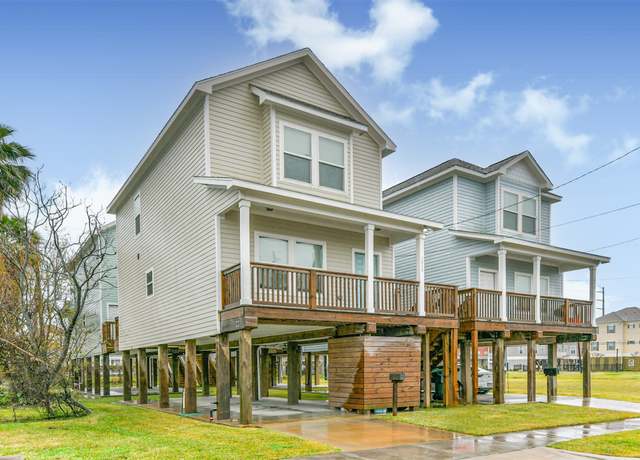 Property at 2811 Winnie St, Galveston, TX 77550, 8 beds, 4 baths