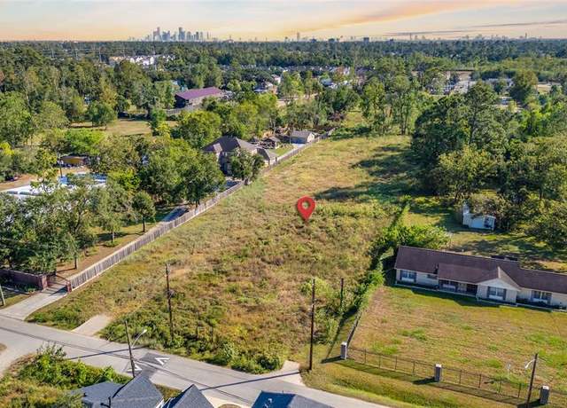 Property at 1407 Mansfield St, Houston, TX 77091