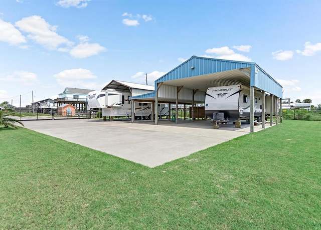 Property at 1253 & 1255 O'neil Rd, Crystal Beach, TX 77650