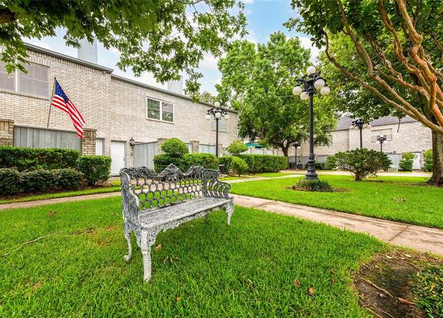 Property at 368 Wilcrest Dr, Houston, TX 77042-1010, 2 beds, 2.5 baths