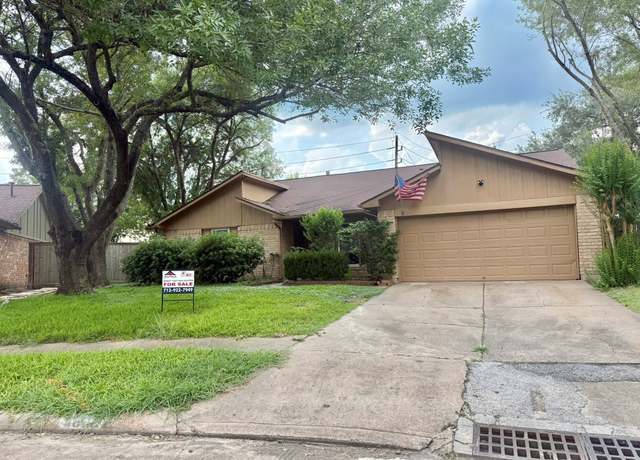 Property at 3602 Brier Gardens Dr, Houston, TX 77082, 3 beds, 2 baths