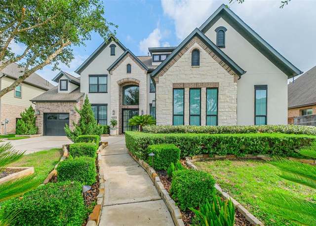 Property at 9223 Mount Logan, Missouri City, TX 77459, 5 beds, 4.5 baths