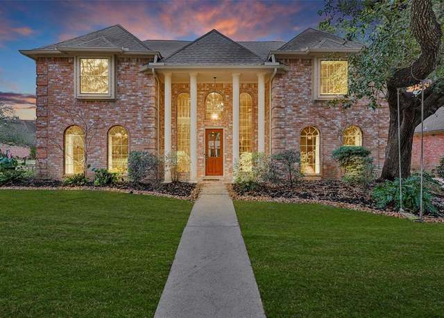Property at 8014 Northbridge Cir, Spring, TX 77379, 5 beds, 3.5 baths
