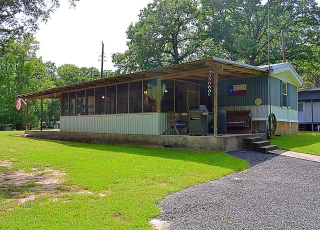 Property at 14 Finley Dr, Trinity, TX 77320, 3 beds, 2 baths
