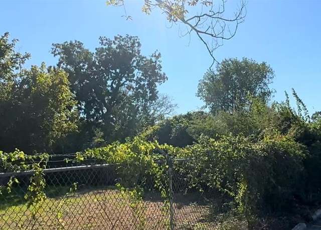 Property at 7410 Lavender St, Houston, TX 77016