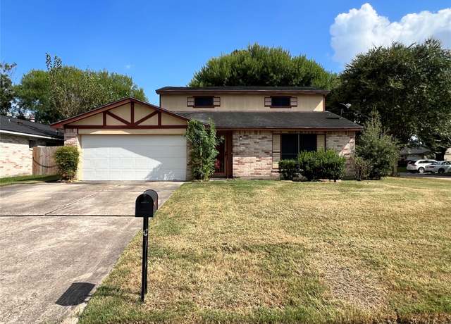 Property at 2075 Delphi Ln, Houston, TX 77067, 3 beds, 2.5 baths