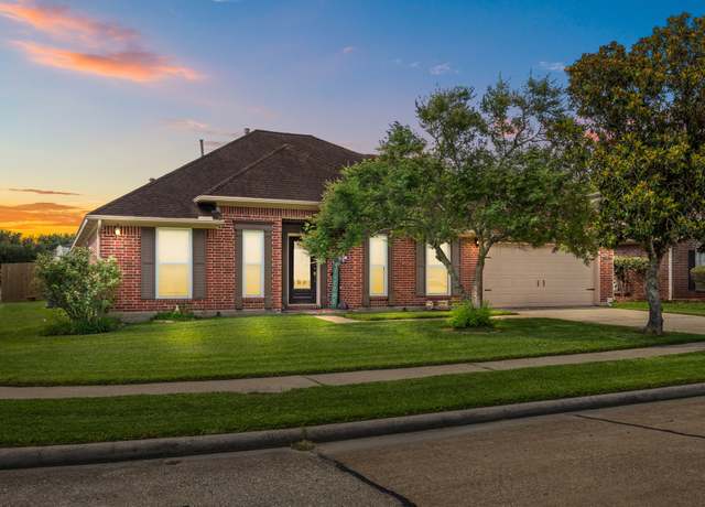 Property at 9630 Rustic Gate Rd, La Porte, TX 77571, 3 beds, 2 baths