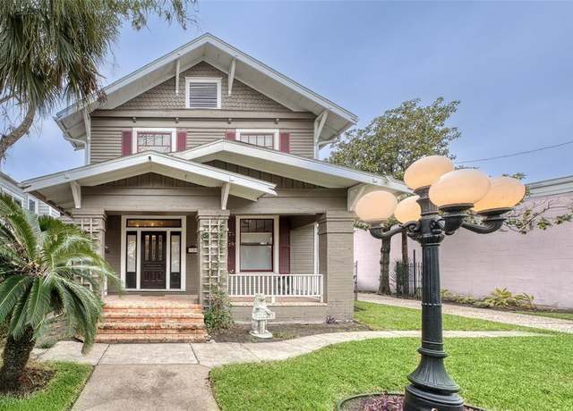 Property at 1108 Hyde Park Blvd, Houston, TX 77006, 3 beds, 2.5 baths