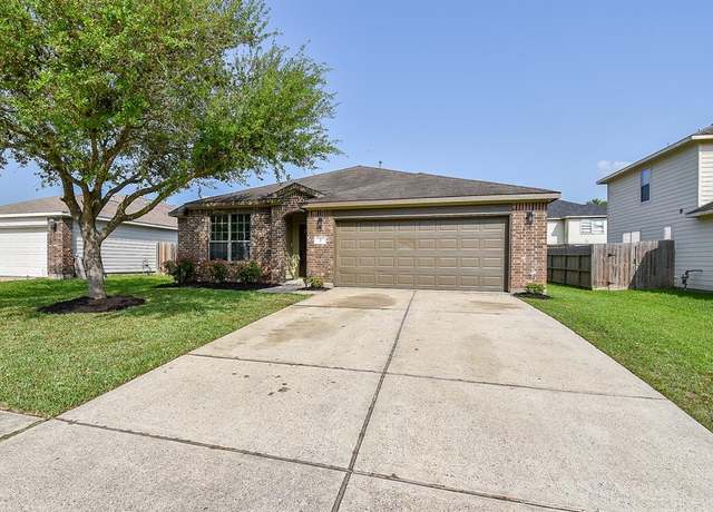 Property at 2 N Heritage Oaks Dr, Texas City, TX 77591, 4 beds, 2 baths