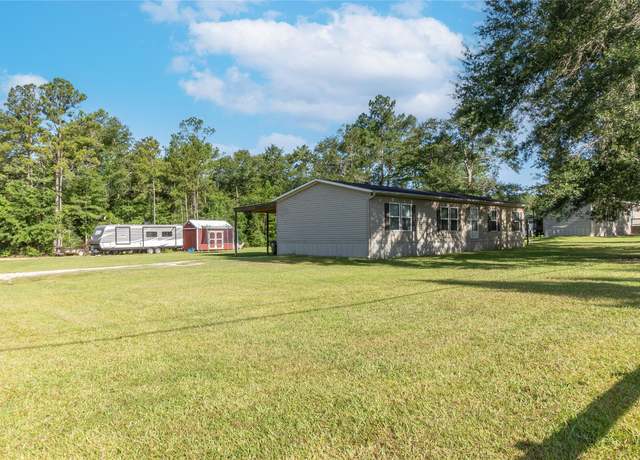 Property at 1620 S Pecan St S, Kountze, TX 77625, 3 beds, 2 baths