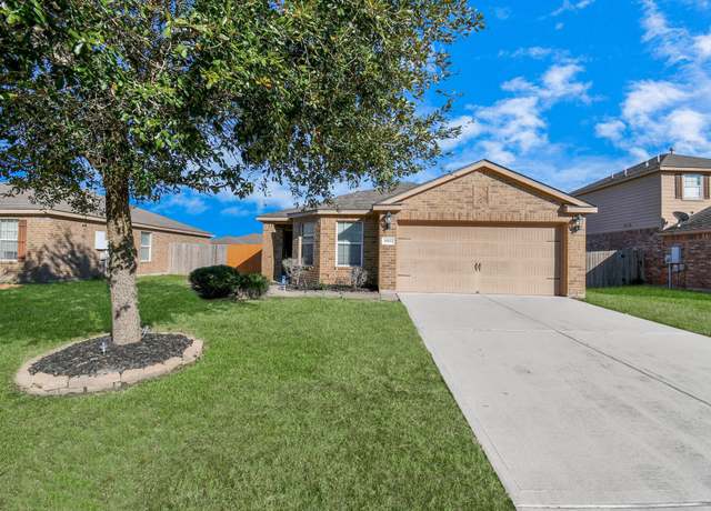 Property at 9911 Garnet Springs Dr, Rosharon, TX 77583, 4 beds, 2 baths