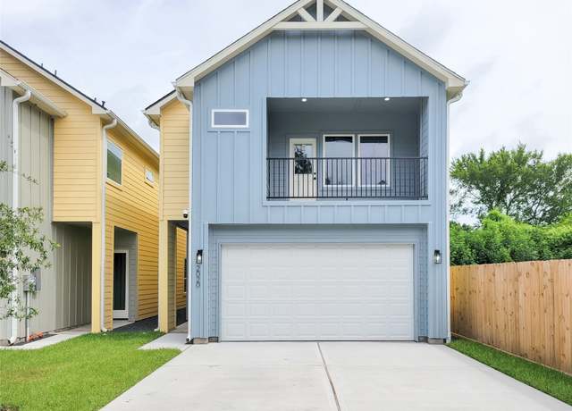 Property at 2026 Wavell St, Houston, TX 77088, 3 beds, 2.5 baths