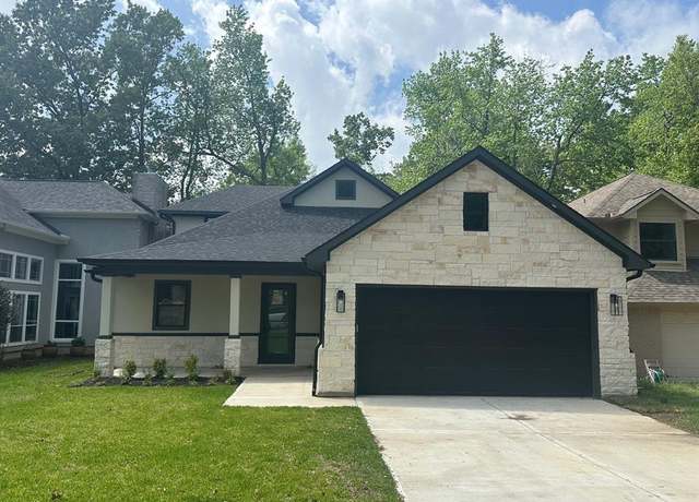 Property at 3515 Country Club Blvd, Montgomery, TX 77356, 3 beds, 2.5 baths