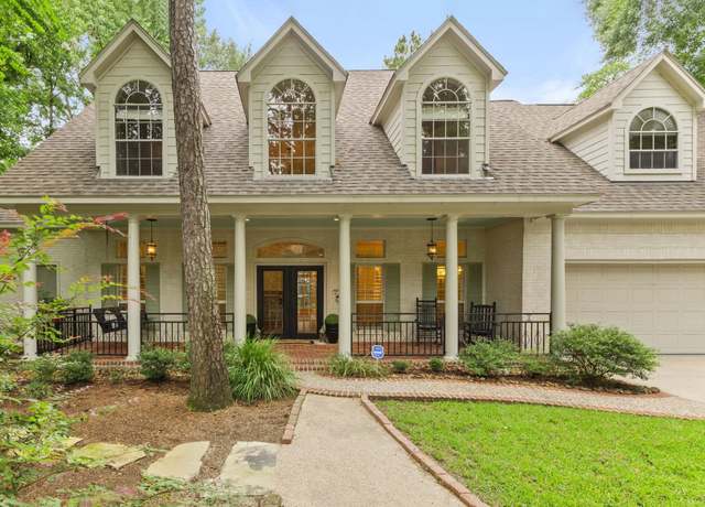 Property at 26 Taylor Point Dr, The Woodlands, TX 77382, 4 beds, 3.5 baths