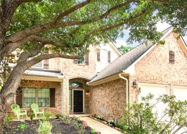 Property at 114 E Lasting Spring Cir, Spring, TX 77389, 4 beds, 3.5 baths