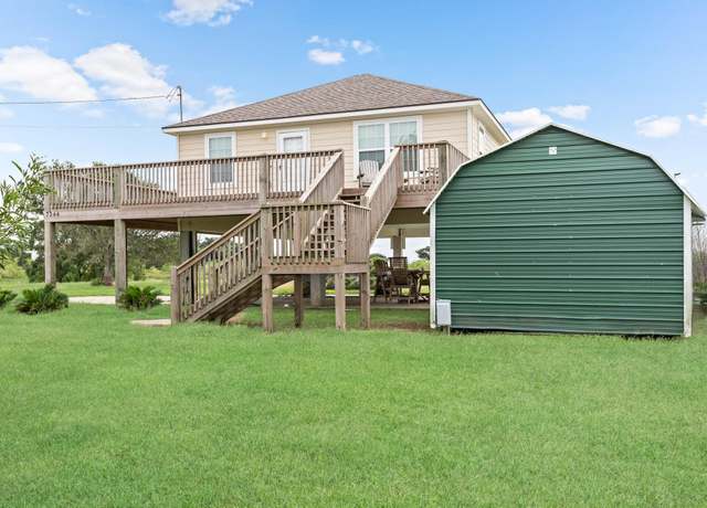 Property at 7244 S Gulfway Dr E, Sabine Pass, TX 77642, 2 beds, 1 bath