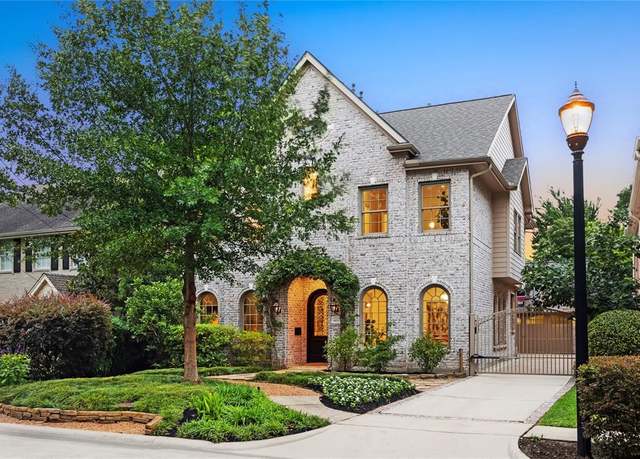 Property at 6111 Charlotte St, West University Place, TX 77005, 4 beds, 3.5 baths