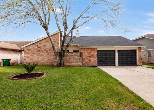 Property at 16419 Lost Quail Dr, Houston, TX 77489, 3 beds, 2 baths