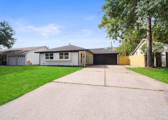 Property at 202 Sylvia St, Deer Park, TX 77536, 3 beds, 2 baths