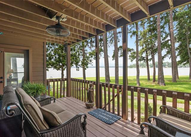 Property at 15661 Lakeway Dr #19, Willis, TX 77318, 2 beds, 2 baths
