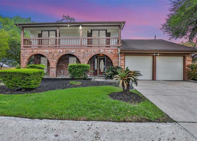 Property at 11403 Lovebird Ln, Houston, TX 77067, 4 beds, 2.5 baths