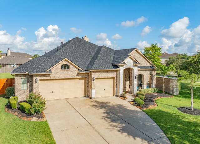Property at 4702 Serrano Dr, League City, TX 77573, 4 beds, 3 baths