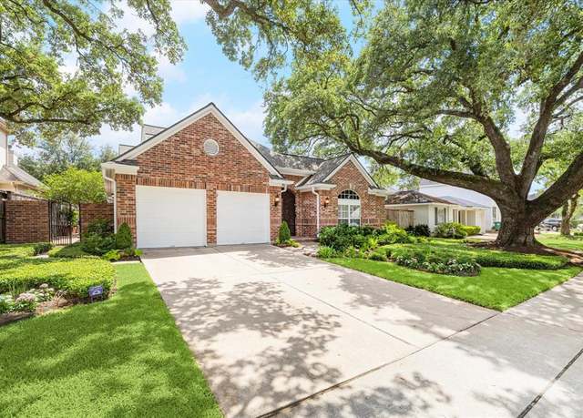 Property at 3923 Drake St, Houston, TX 77005, 3 beds, 3.5 baths