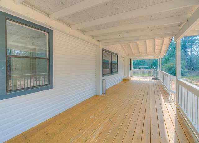 Property at 349 Mudd Rd, Livingston, TX 77351, 3 beds, 2 baths