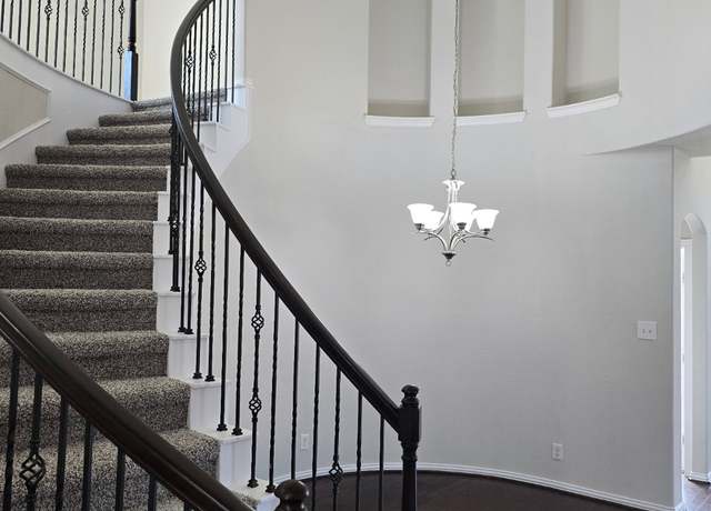 Property at 9702 Layton Ridge Dr, Humble, TX 77396, 4 beds, 2.5 baths