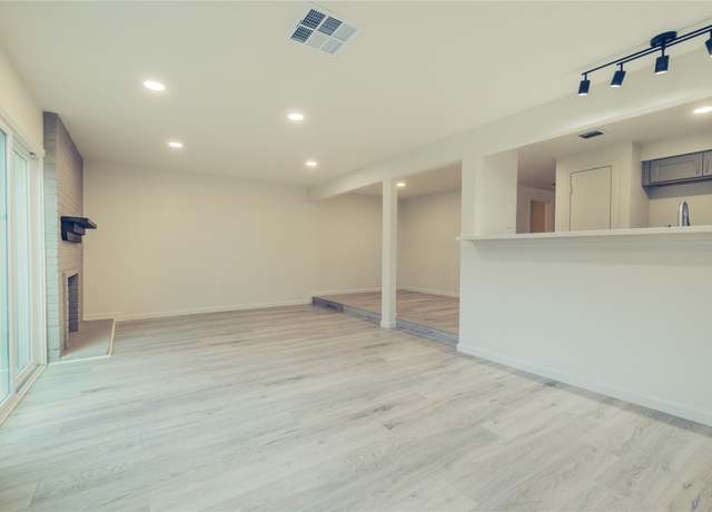 Property at 12553 Wellington Park Dr, Houston, TX 77072, 4 beds, 3 baths