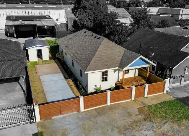 Property at 706 72nd St, Houston, TX 77011, 3 beds, 2 baths