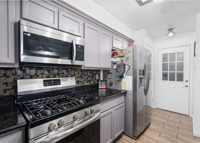 Property at 13031 Crystal Cove Dr, Houston, TX 77044, 3 beds, 2 baths