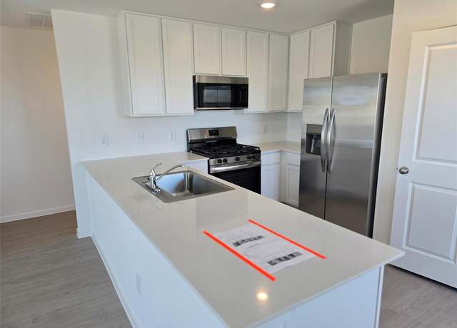 Property at 17983 Valle Cupa Ln, New Caney, TX 77357, 3 beds, 2 baths