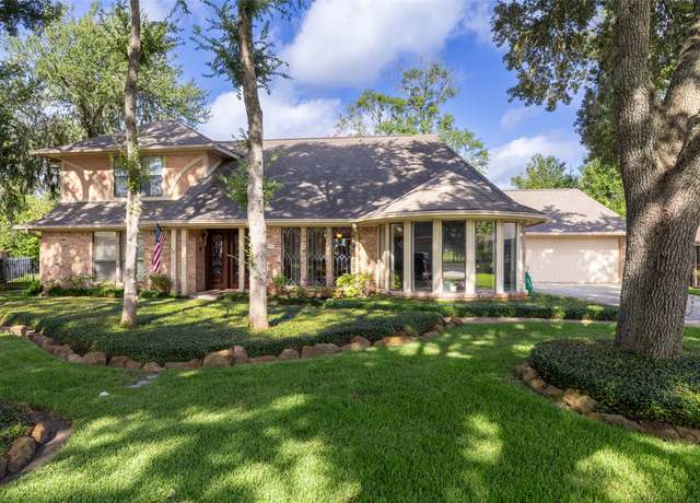 Property at 3506 Crosscreek Ct, Missouri City, TX 77459, 5 beds, 3.5 baths