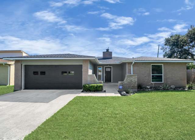 Property at 16055 Windom Dr, Houston, TX 77598, 3 beds, 2 baths