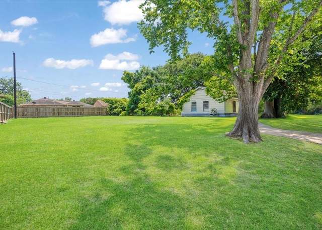 Property at 1807 Ontario St, Baytown, TX 77520