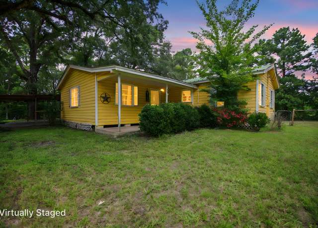 Property at 423 Pouland St, Zavalla, TX 75980, 4 beds, 2 baths